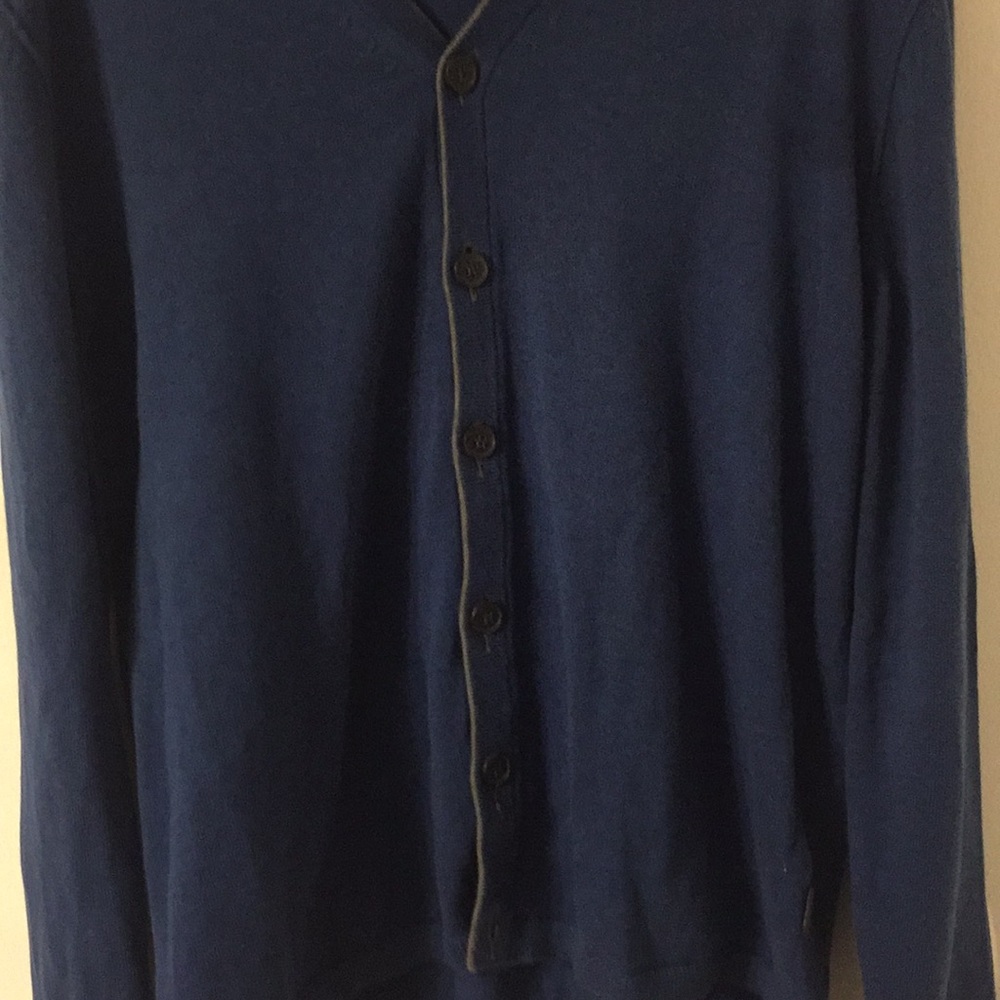 Hugo Boss sweater - Picture 4 of 6
